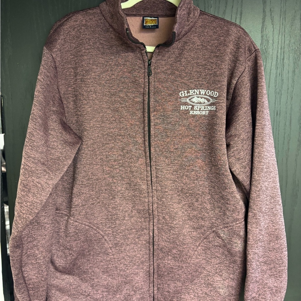 Colorado Glenwood Hot Springs Resort Maroon Zip-Up sweatshirt